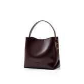Bucket bag in high-end style