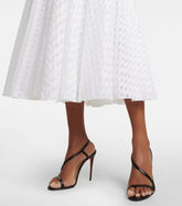 Stiletto sandal in multi-color serpentine straw