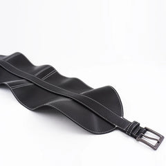 Wide waist belt in top-stitched leather with pin buckle in black