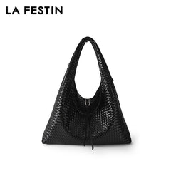 Woven Y2K oversized tote in luxury style