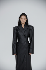 Armatura Trench - Closer Crop