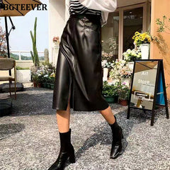 Midi package hip split skirt in PU leather with high waist