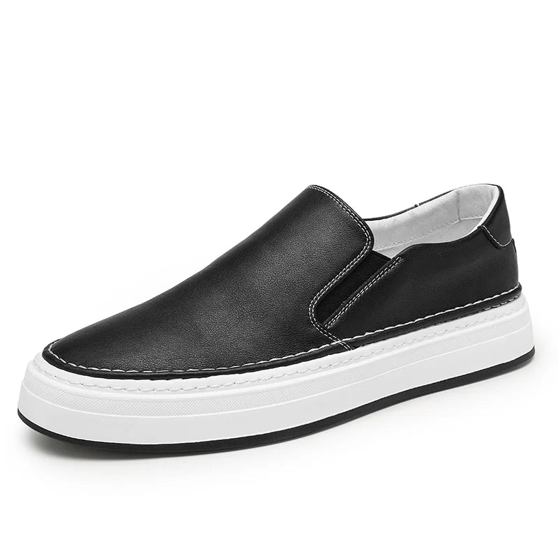 Handmade leather loafer flat in breathable driving style