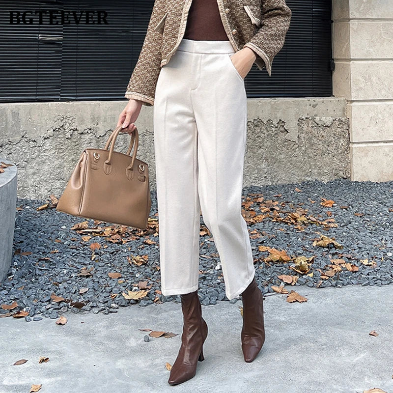 High waist thick harem pants in woolen fabric with pockets