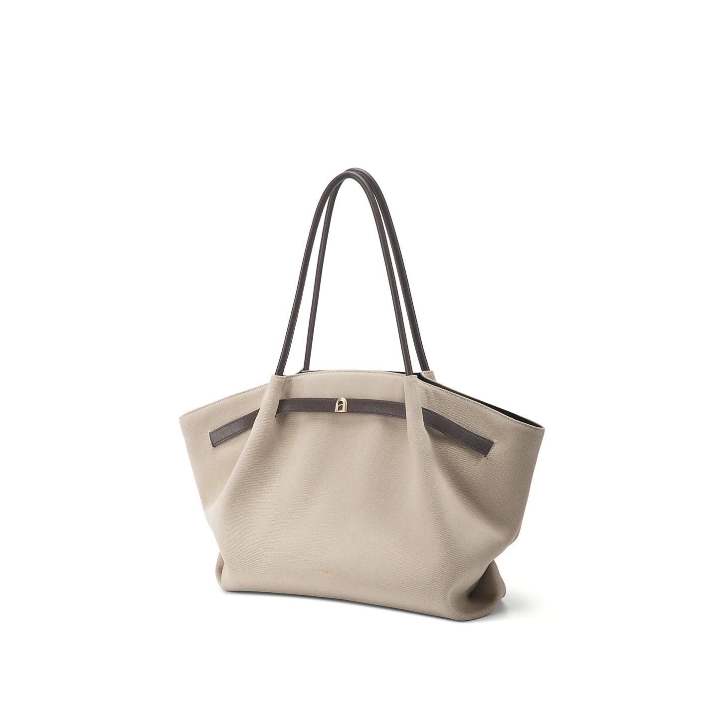 Structured large tote in luxury style