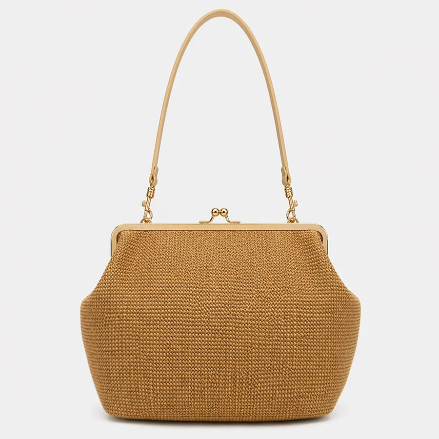 Shell clutch in striped woven straw