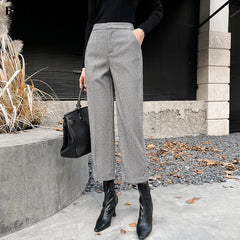 High waist thick harem pants in woolen fabric with pockets