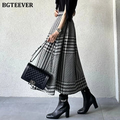 A-line plaid woolen skirt with pockets and high waist