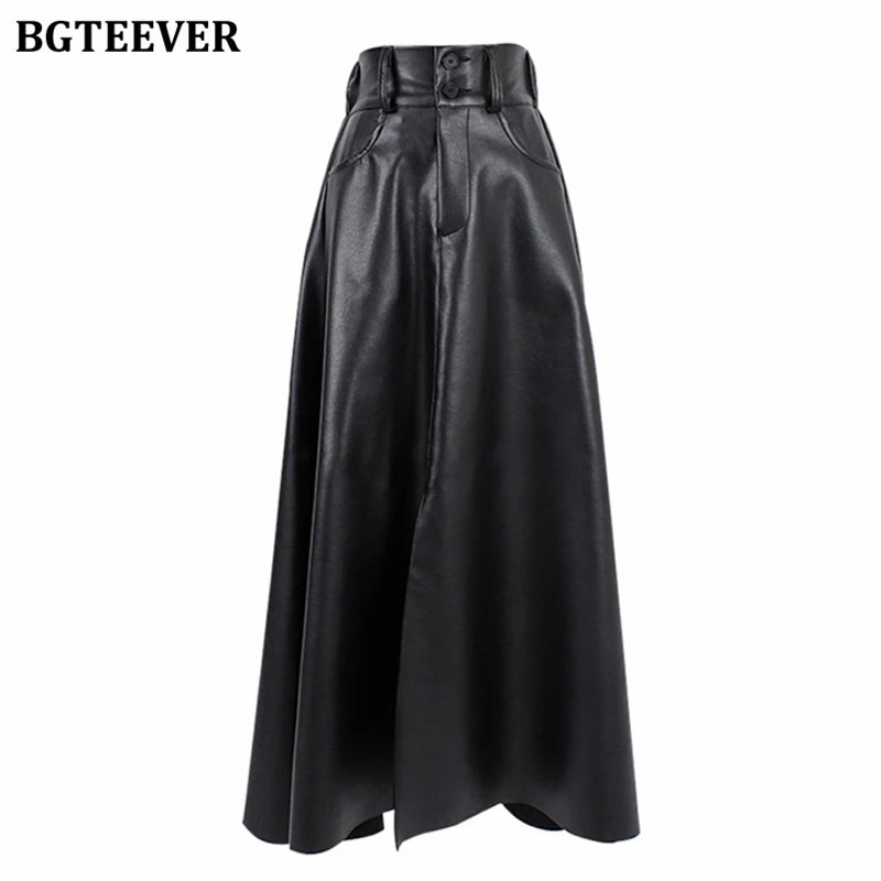 A-line split skirt in PU leather with high waist and loose fit