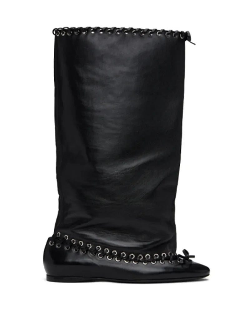 Wide-leg loose knee-high boot in medium-long length