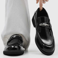 Men's British Style Black Patent Leather Slip-On Loafers Business Casual Shoes Formal Dress Shoes with Metal Buckle 2026