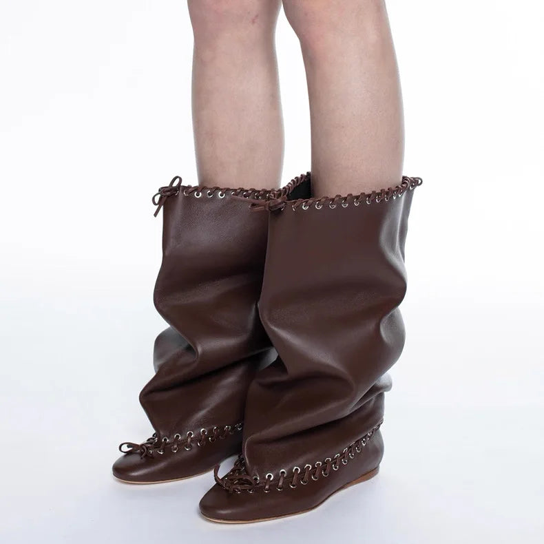 Wide-leg loose knee-high boot in medium-long length