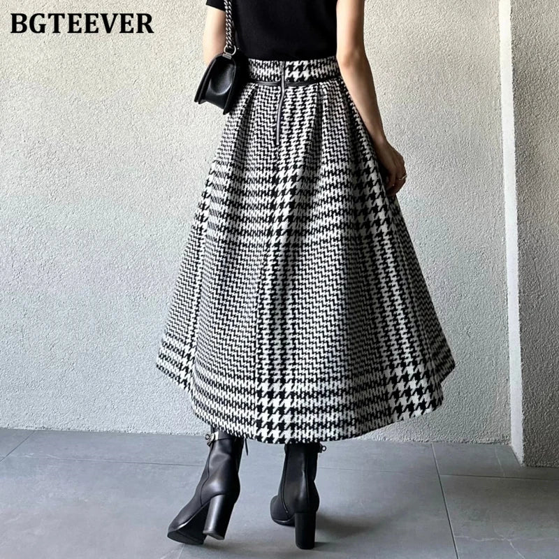 A-line plaid woolen skirt with pockets and high waist