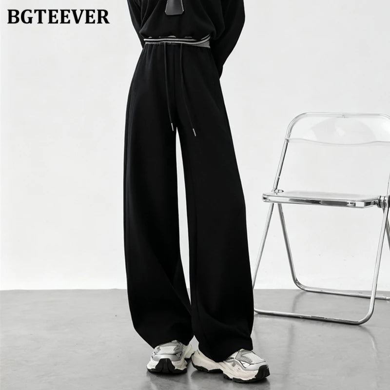 Wide-leg loose sweatpants with lace-up in long length