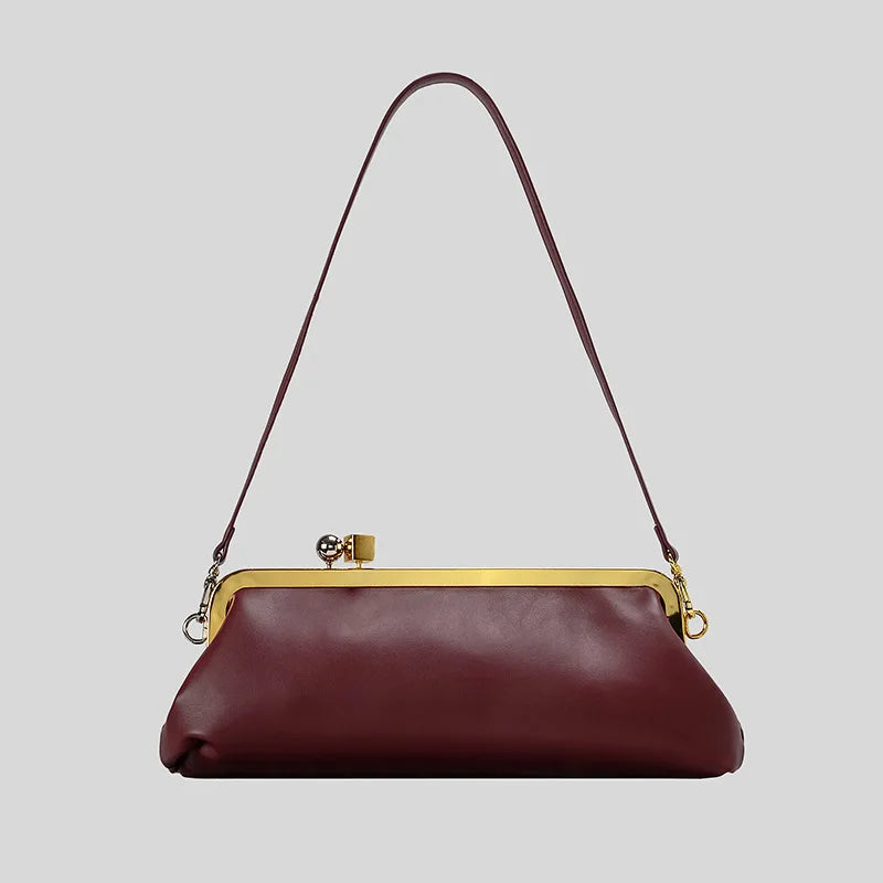 Long frame clutch with kiss lock closure