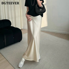 Long package hip satin skirt with high waist and slim fit