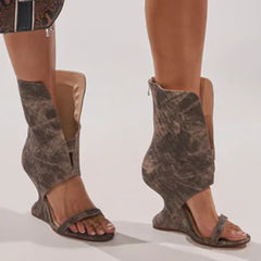 One-strap hollow sandal boot with side zipper in leather