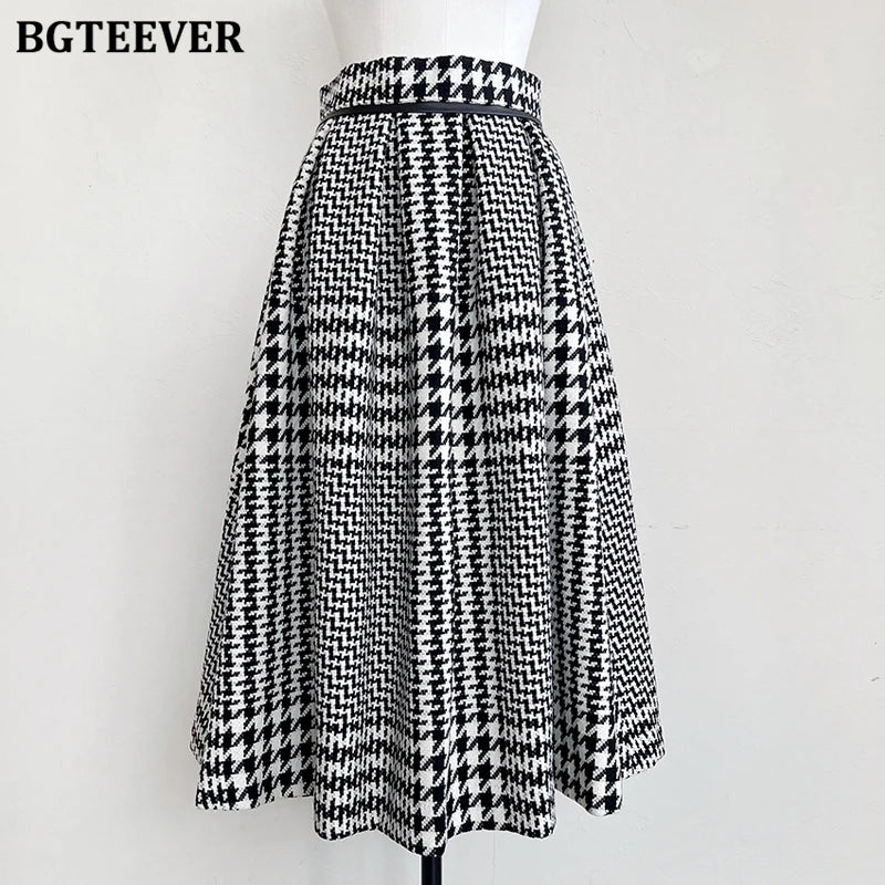 A-line plaid woolen skirt with pockets and high waist