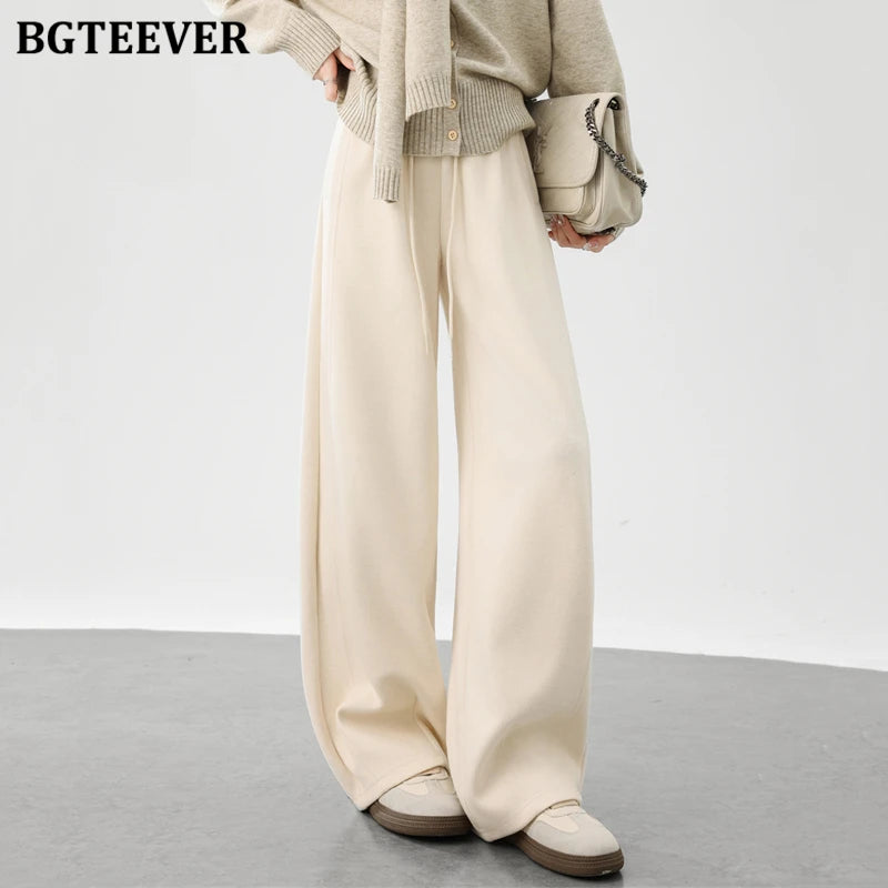Wide-leg loose sweatpants with lace-up in long length