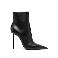 Pointed toe short boot with stiletto heel and side zipper in black