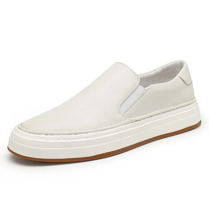 Handmade leather loafer flat in breathable driving style