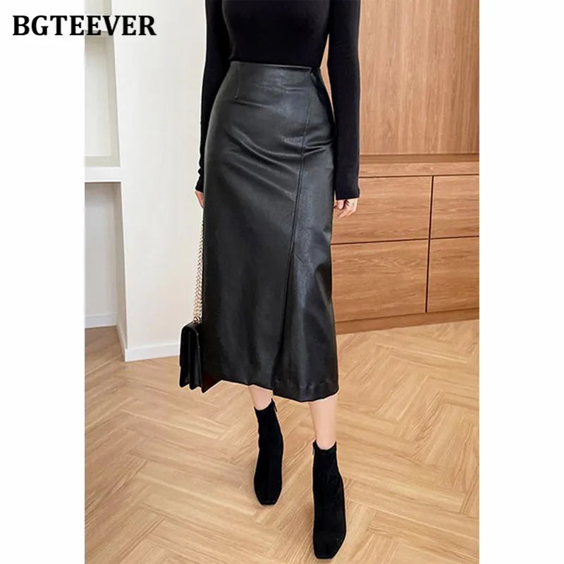 Mid-length package hip skirt in split PU leather