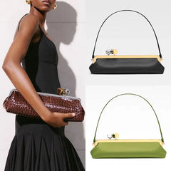 Long frame clutch with kiss lock closure