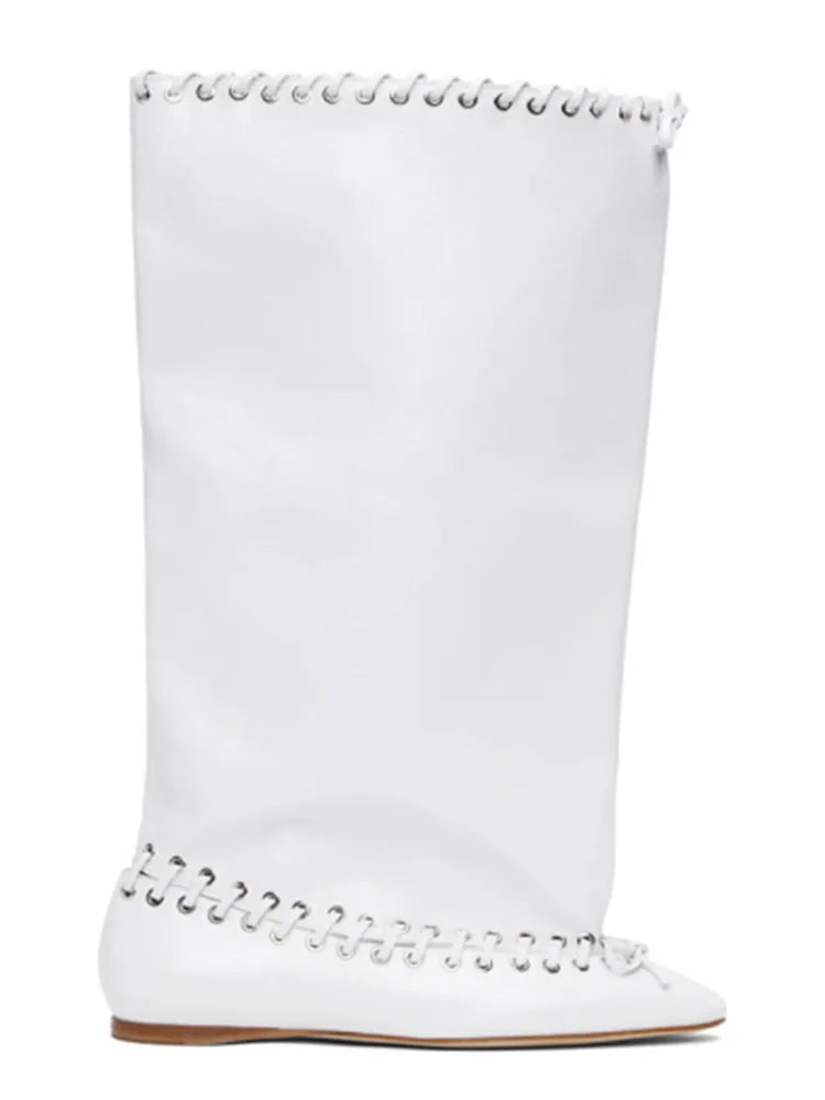 Wide-leg loose knee-high boot in medium-long length